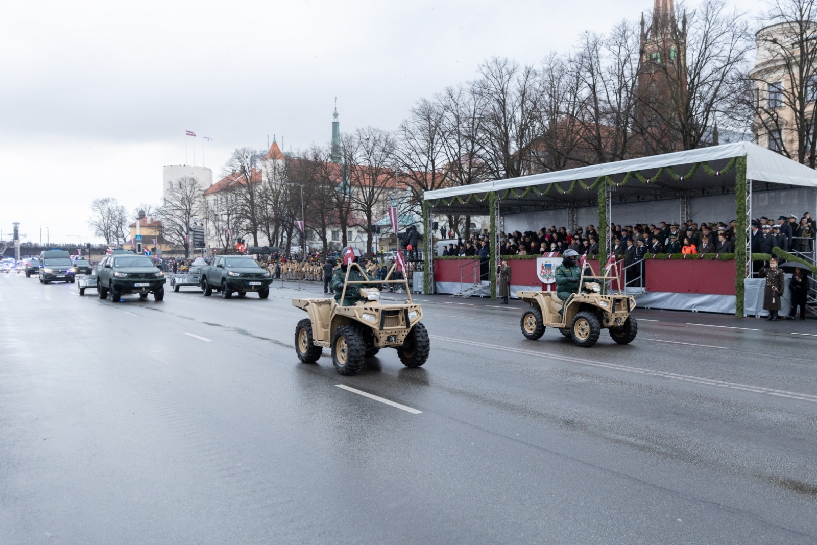 Valsts robežsardzes koledžas vienība piedalījās militārajā parādē Rīgā Nr.9