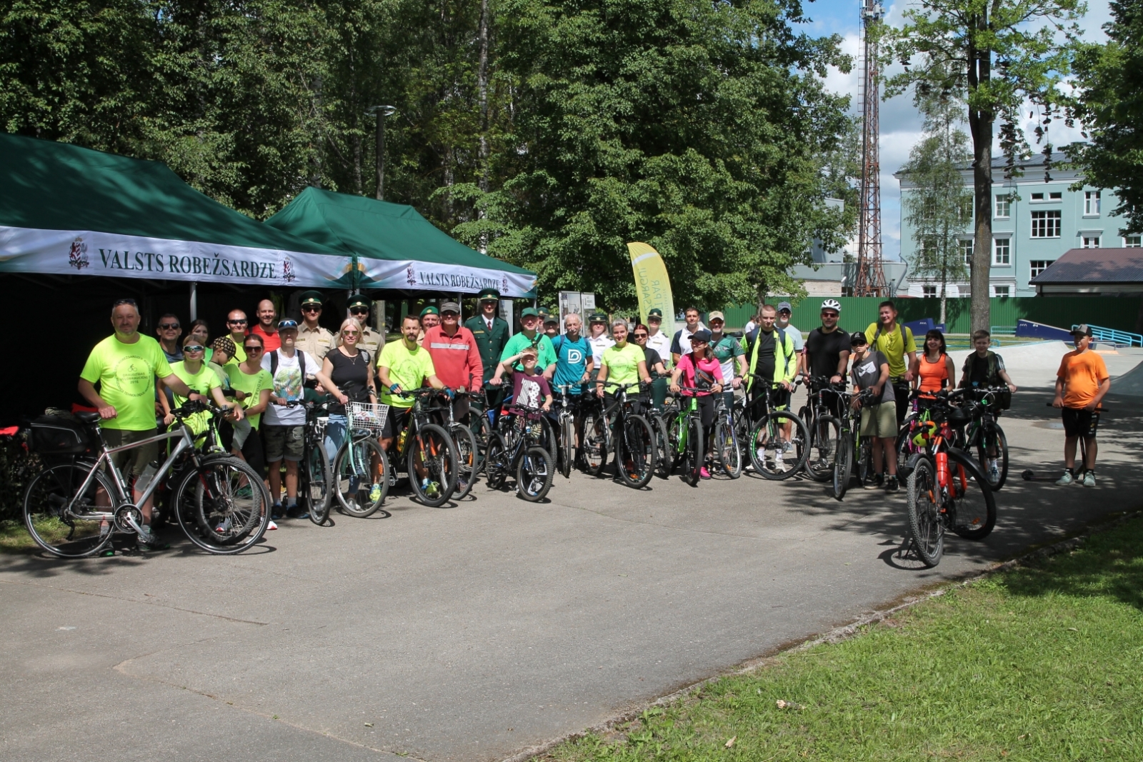 Norisinājās Valsts robežsardzes koledžas organizēts velobrauciens Nr.1